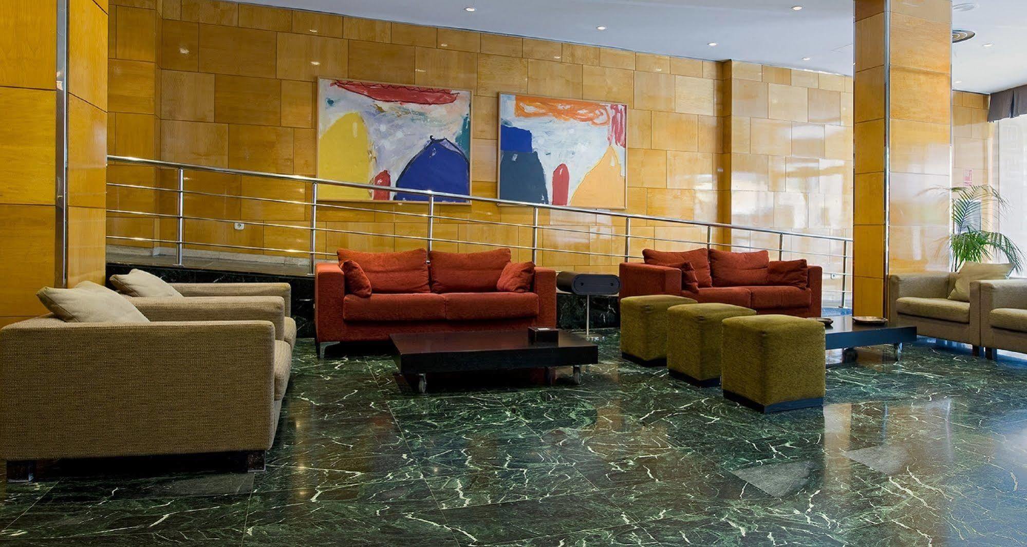 Nh Ciudad Real Hotel Bagian luar foto